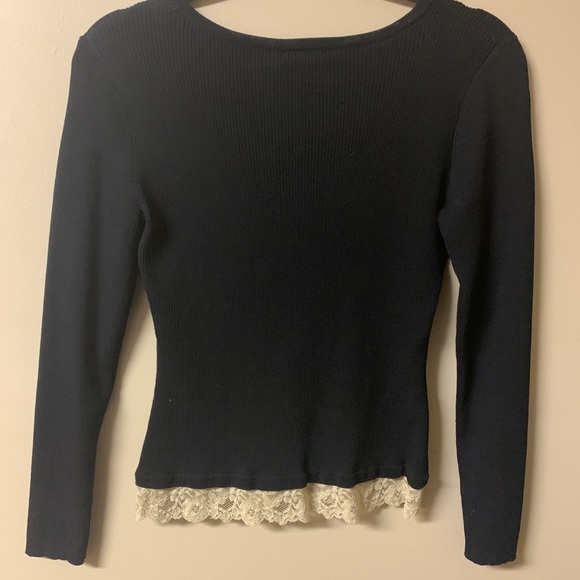 Ladies Top - Picture 2 of 4